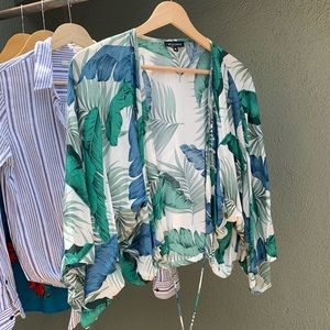 William B. Tropical Open Cover Top